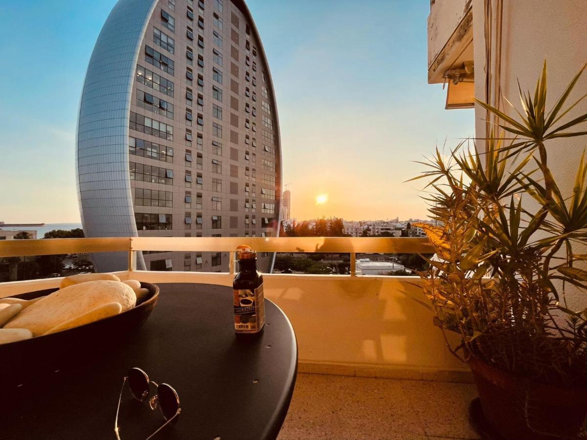Seaside Spacious Apartment With Sea View リマソール エクステリア 写真