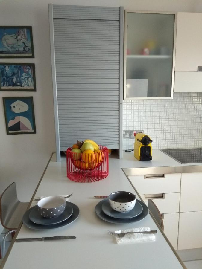 Seaside Spacious Apartment With Sea View リマソール エクステリア 写真